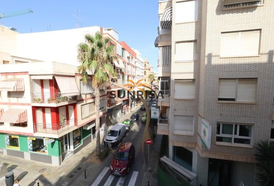 Apartamento · Reventa - Torrevieja · Alicante · España