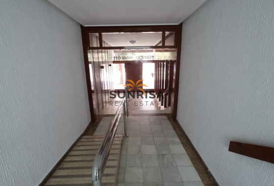 Apartamento · Reventa - Torrevieja · Alicante · España