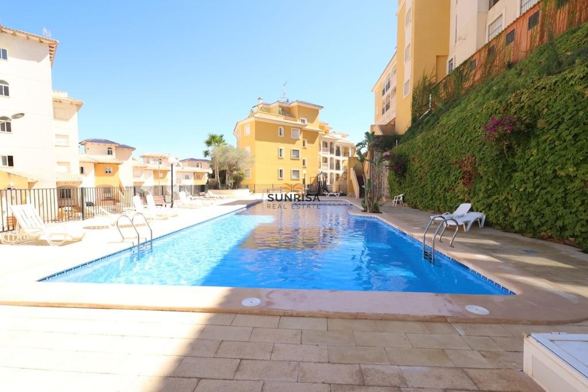 Resale - Apartment - Orihuela Costa