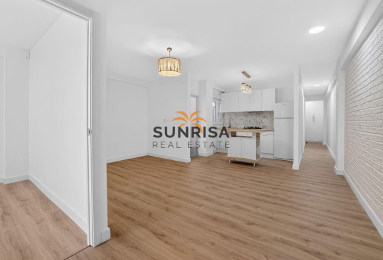 Appartement · Revente - Torrevieja · Centro · Alicante · Espagne