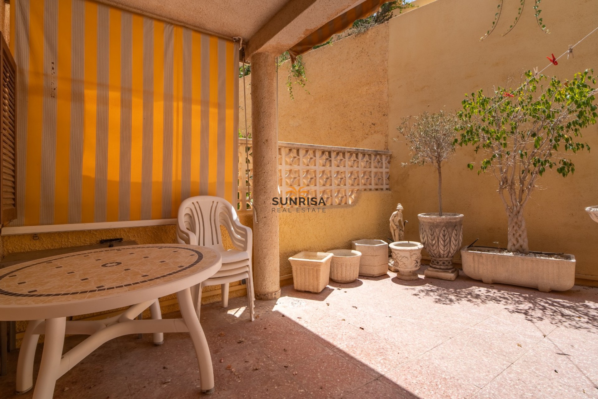 Resale - Townhouse - Torrevieja