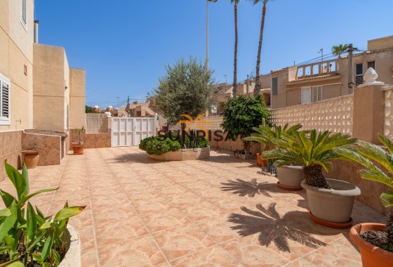 Dúplex · Reventa - Torrevieja · Los Frutales · Alicante · España