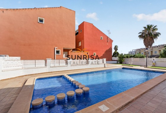Dúplex · Reventa - Bigastro · Alicante · España