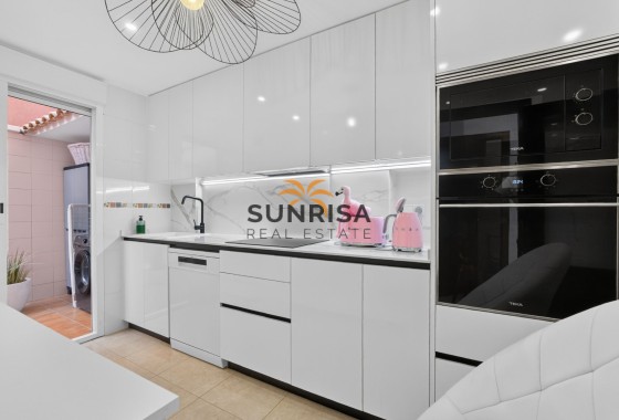 Dúplex · Reventa - Bigastro · Alicante · España