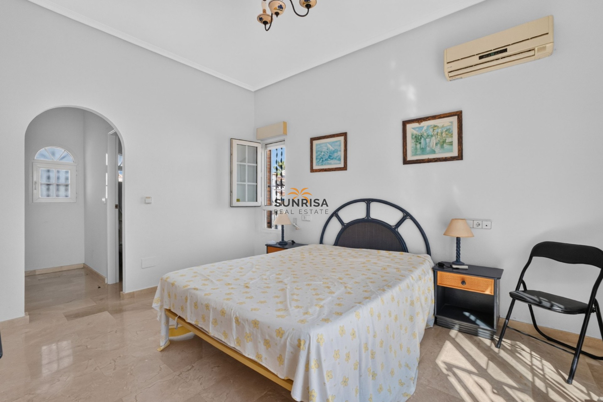 Herverkoop - Villa - Orihuela Costa