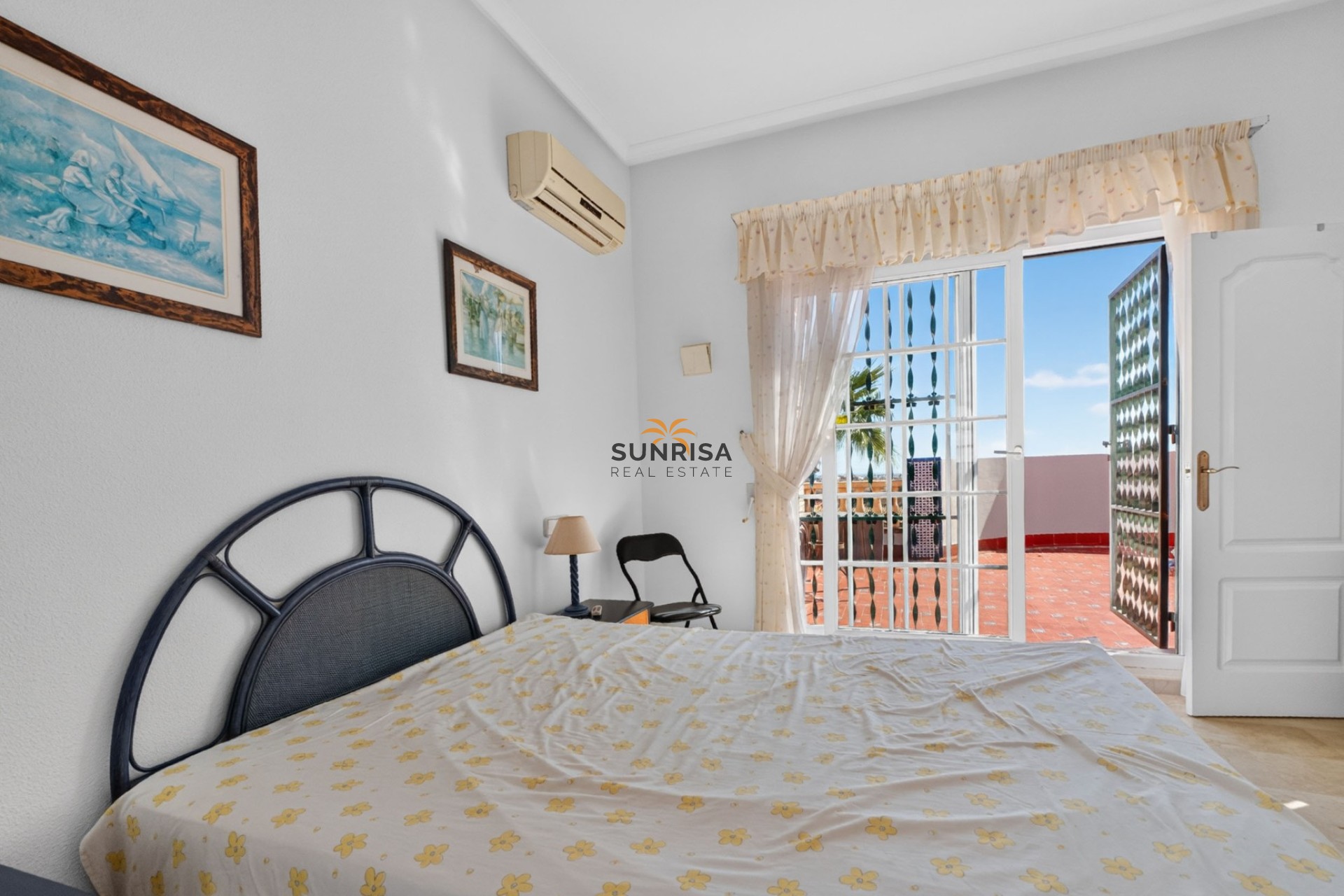 Herverkoop - Villa - Orihuela Costa