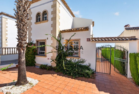 Villa · Revente - Orihuela Costa · Villamartín · Alicante · Espagne