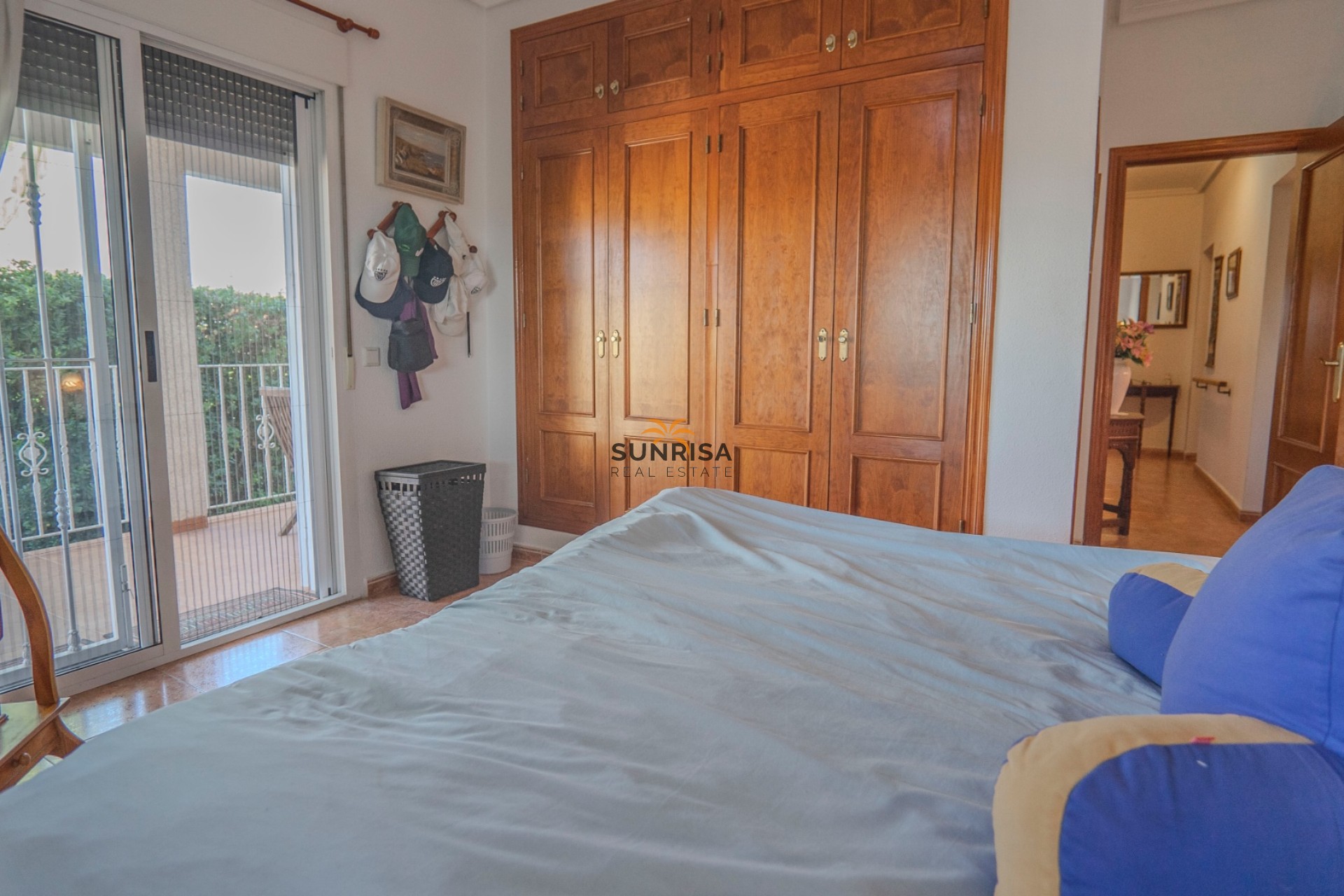 Resale - Finca - Orihuela