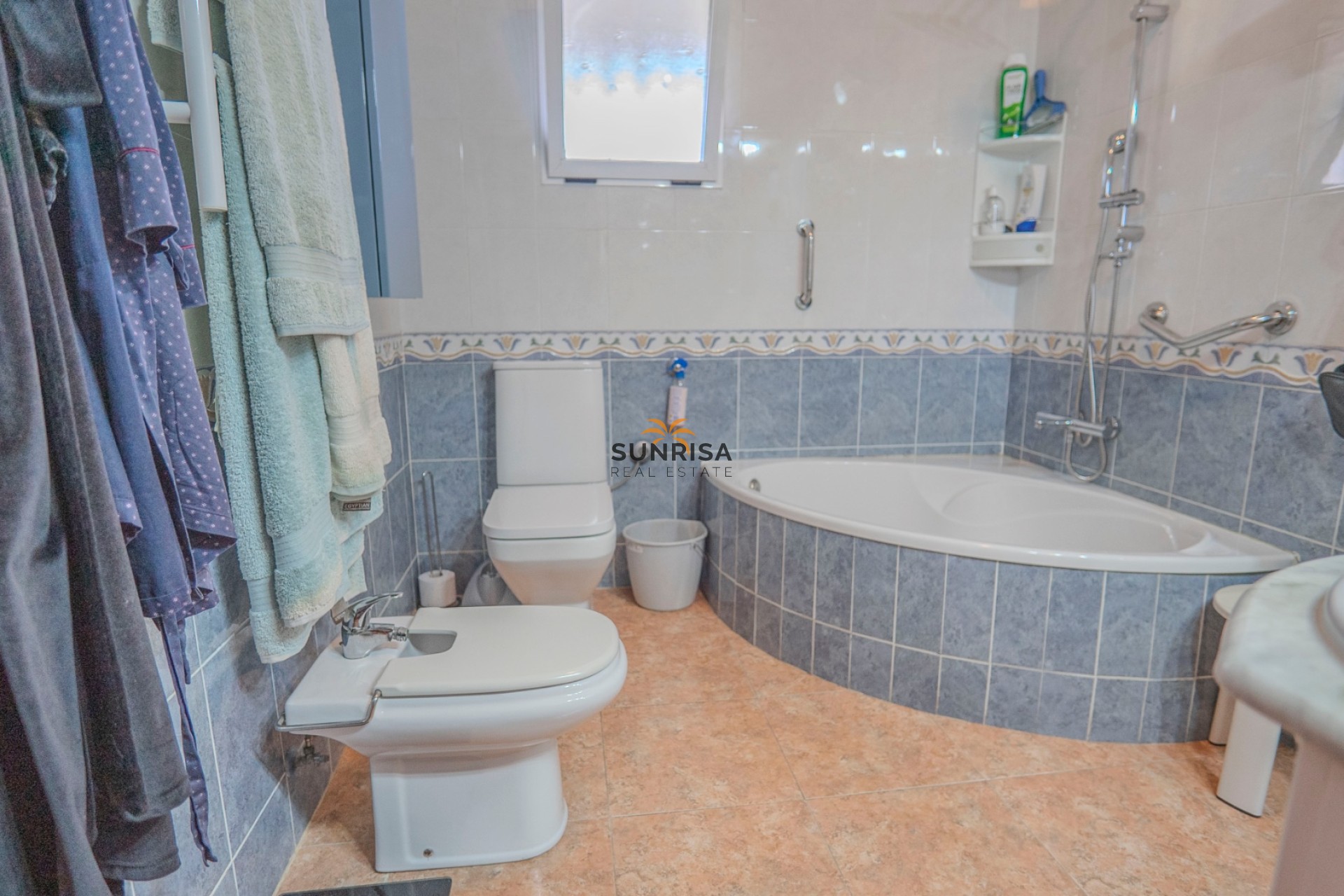 Resale - Finca - Orihuela