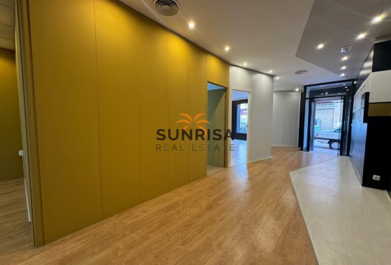 Commercial premises · Resale - Guardamar del Segura · Alicante · Spain
