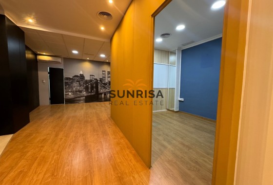 Commercial premises · Resale - Guardamar del Segura · Alicante · Spain