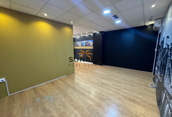Commercial premises · Resale - Guardamar del Segura · Alicante · Spain