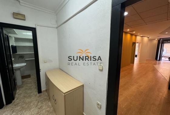 Commercial premises · Resale - Guardamar del Segura · Alicante · Spain