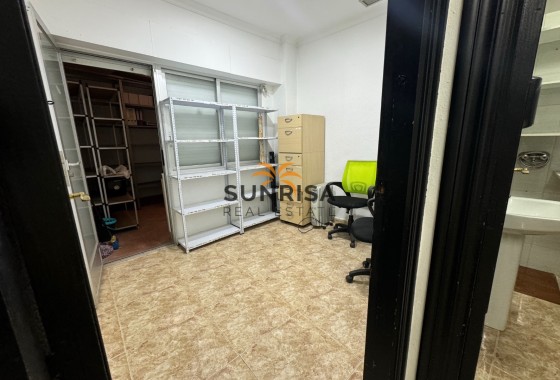 Commercial premises · Resale - Guardamar del Segura · Alicante · Spain