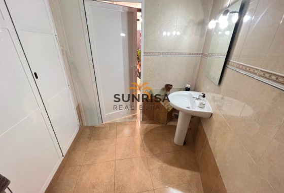 Local comercial · Reventa - Guardamar del Segura · Alicante · España