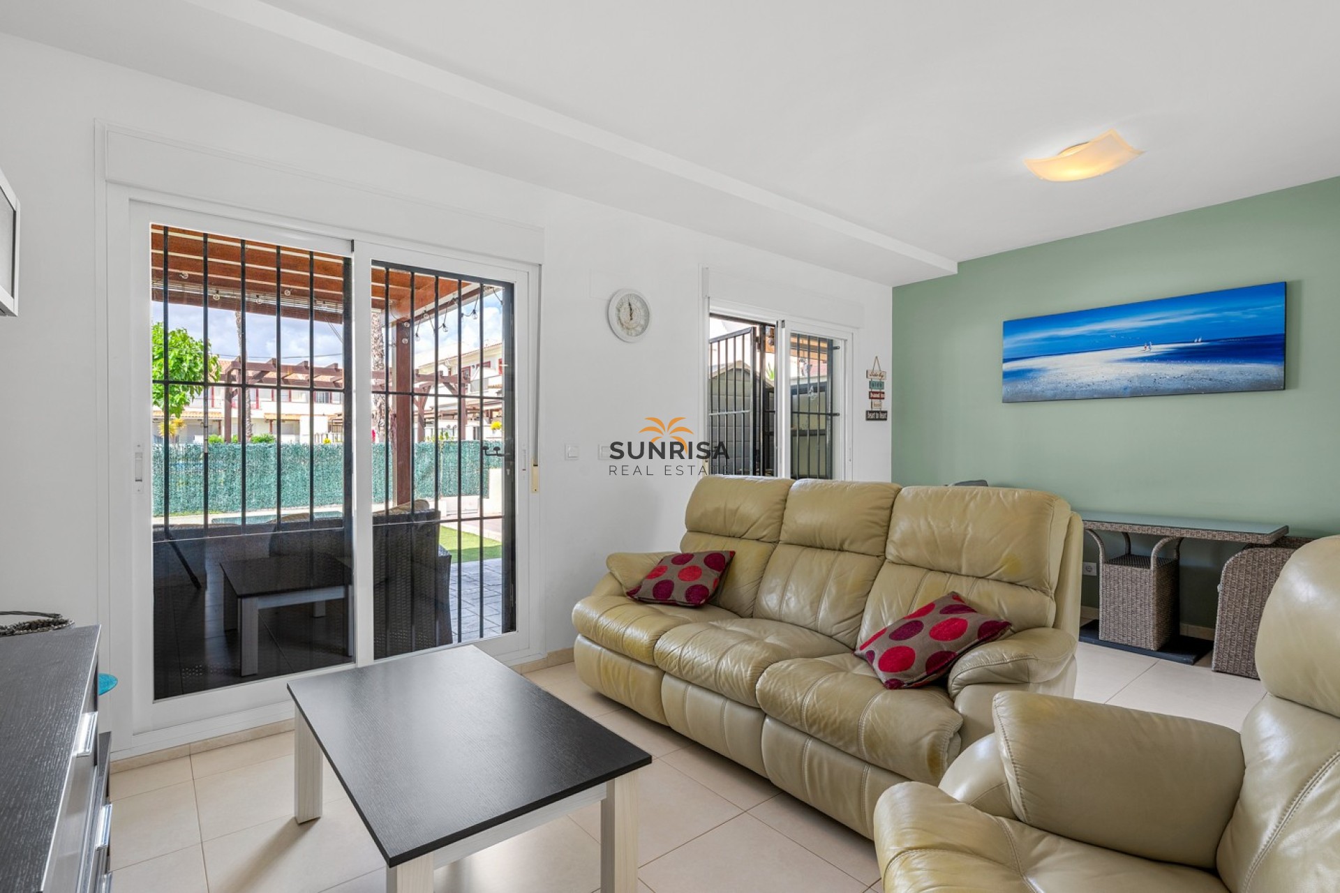 Resale - Townhouse - Ciudad Quesada