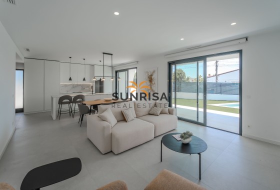 Villa · Reventa - Ciudad Quesada · Alicante · España