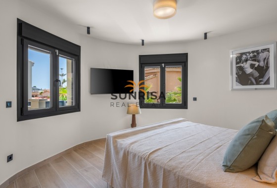 Villa · Reventa - Ciudad Quesada · Alicante · España