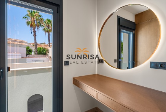 Villa · Reventa - Ciudad Quesada · Alicante · España