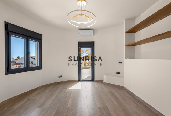 Villa · Reventa - Ciudad Quesada · Alicante · España