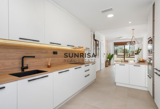 Bungalow · Nouvelle construction - Torrevieja · Alicante · Espagne