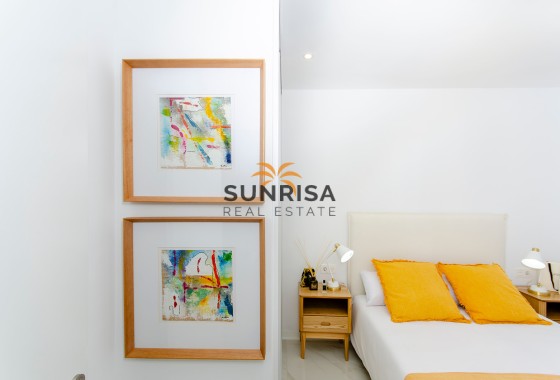 Twee-onder-een-kapwoning · Nieuwbouw Woningen - Vistabella · Alicante · Spanje