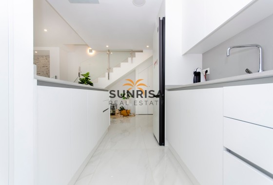 Twee-onder-een-kapwoning · Nieuwbouw Woningen - Vistabella · Alicante · Spanje