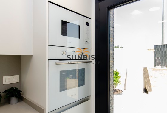 Twee-onder-een-kapwoning · Nieuwbouw Woningen - Vistabella · Alicante · Spanje