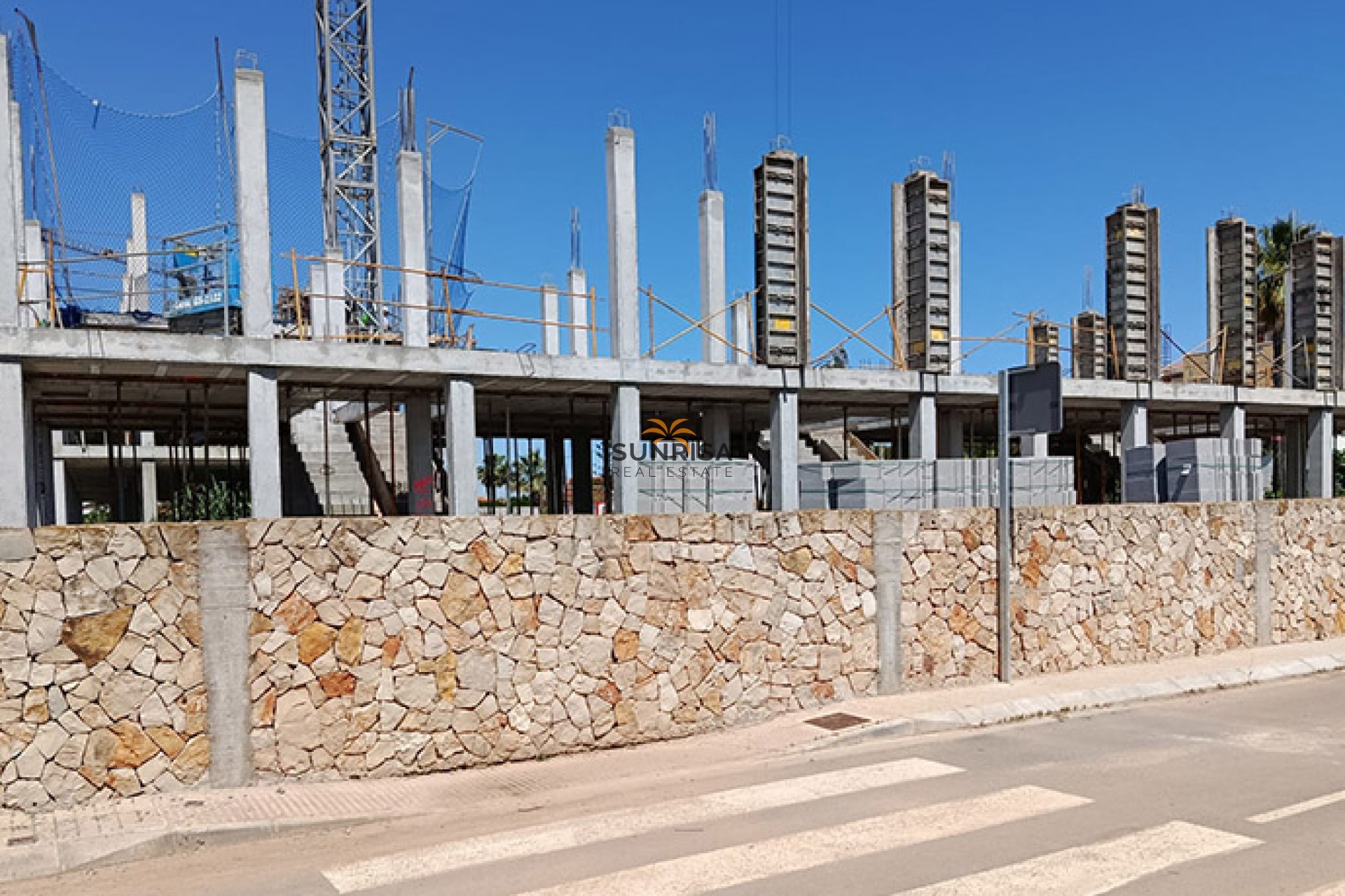Obra nueva - Adosado - Denia