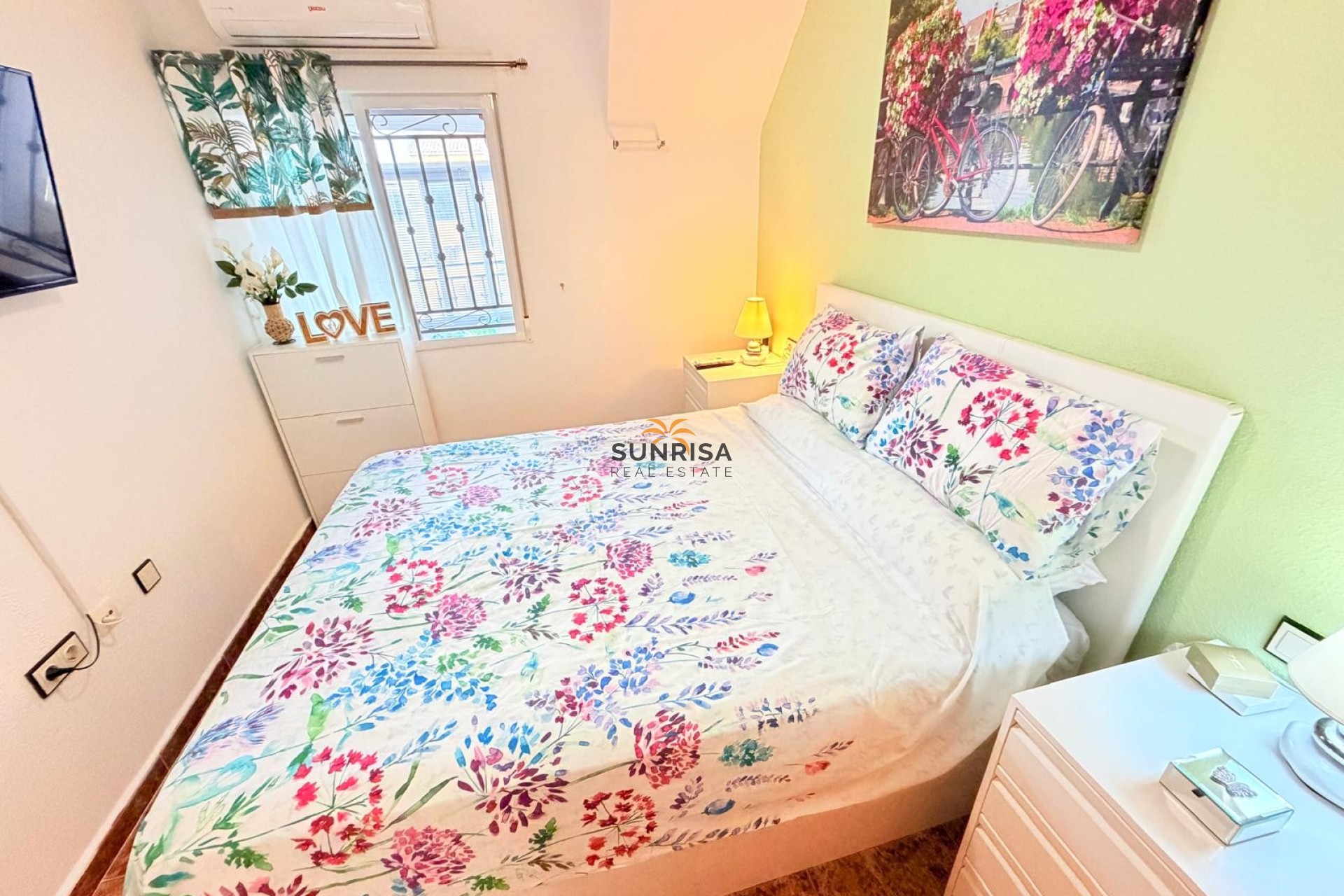Revente - Appartement - Montesinos