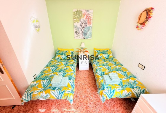 Appartement · Herverkoop - Montesinos · La Herrada · Alicante · Spanje