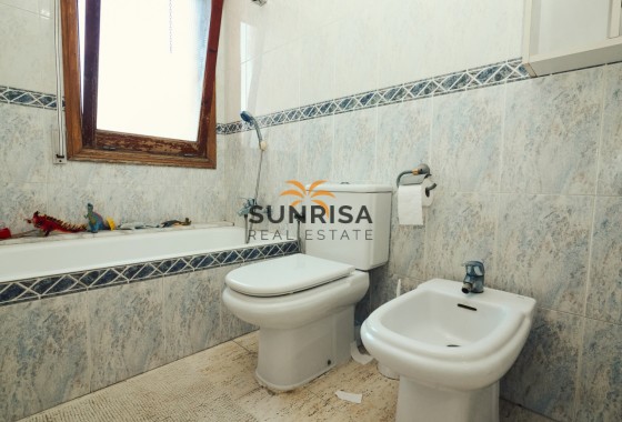 Appartement · Revente - Dolores · Alicante · Espagne