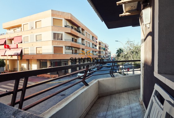 Appartement · Revente - Dolores · Alicante · Espagne