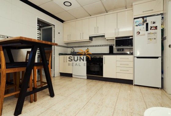 Appartement · Revente - Dolores · Alicante · Espagne