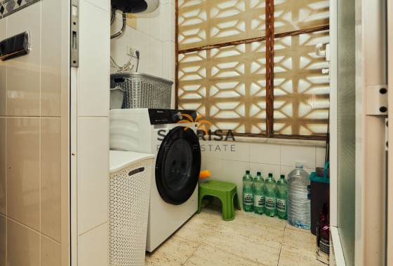 Appartement · Revente - Dolores · Alicante · Espagne
