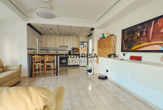 Appartement · Revente - Dolores · Alicante · Espagne