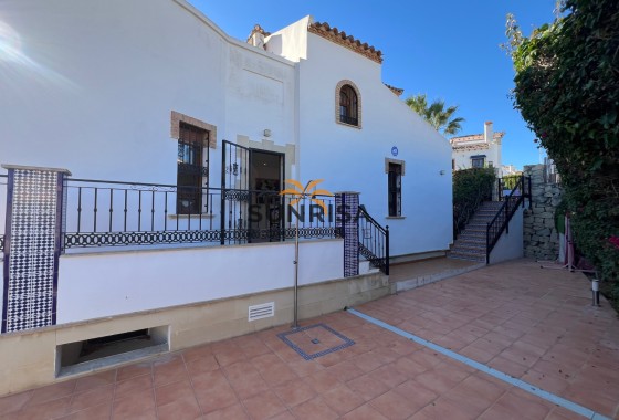 Villa · Reventa - Algorfa · La Finca Golf Resort · Alicante · España