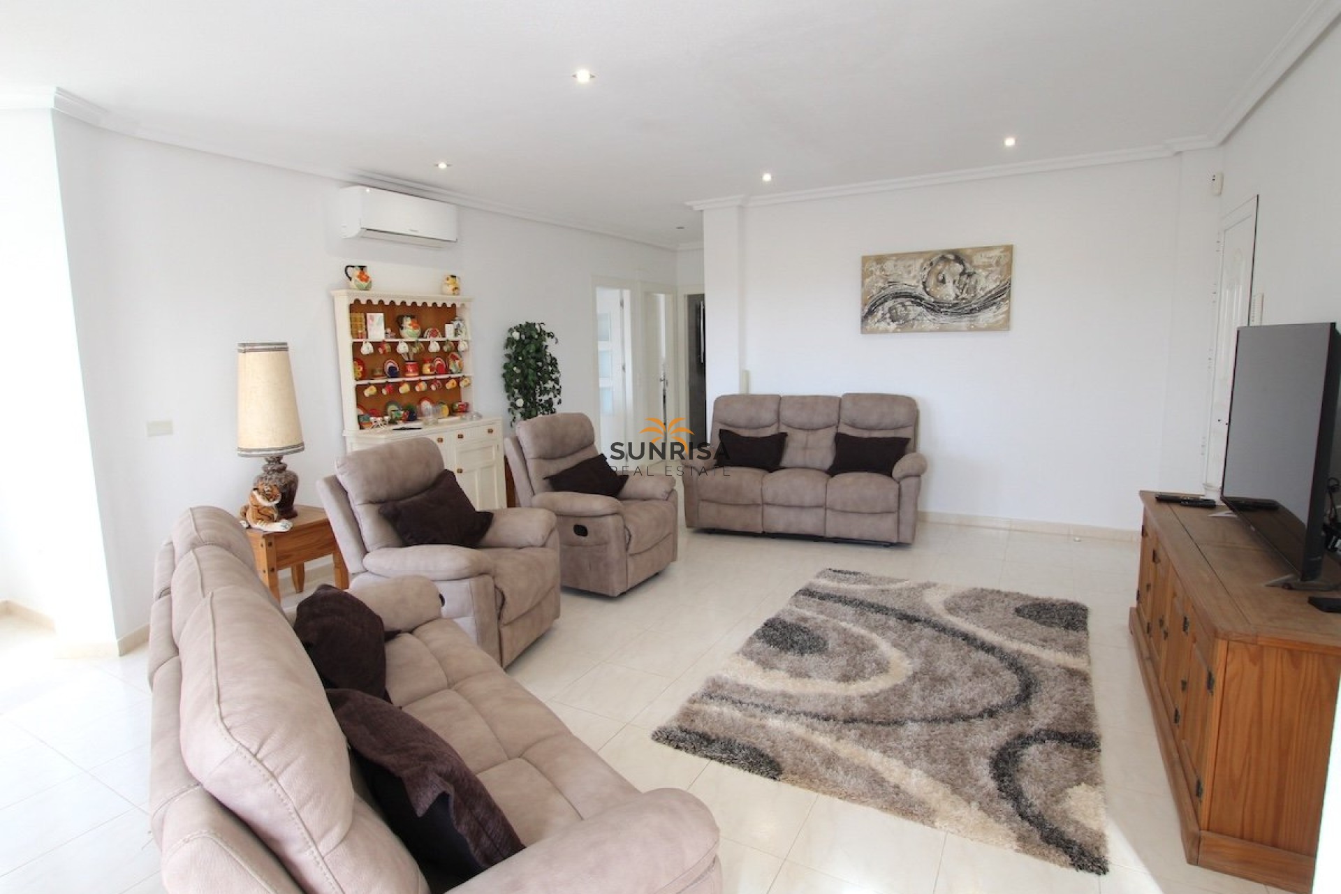 Resale - Villa - Orihuela Costa