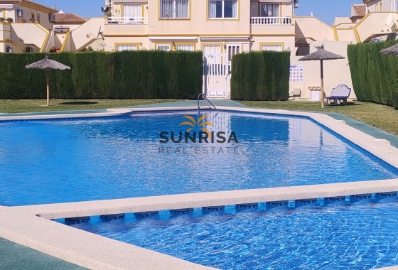 Bungalow · Herverkoop - Orihuela Costa · Alicante · Spanje