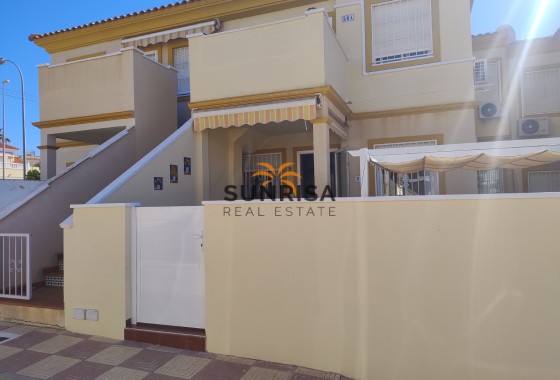 Bungalow · Herverkoop - Orihuela Costa · Alicante · Spanje