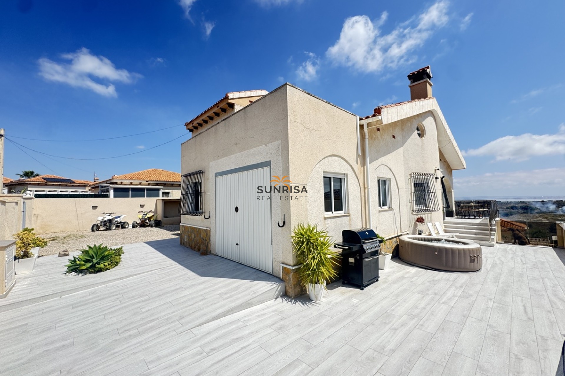 Resale - Villa - San Miguel de Salinas