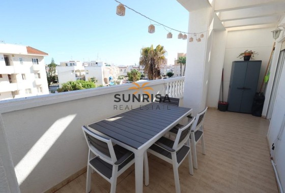 Attique · Revente - Torrevieja · Estacion de autobuses · Alicante · Espagne