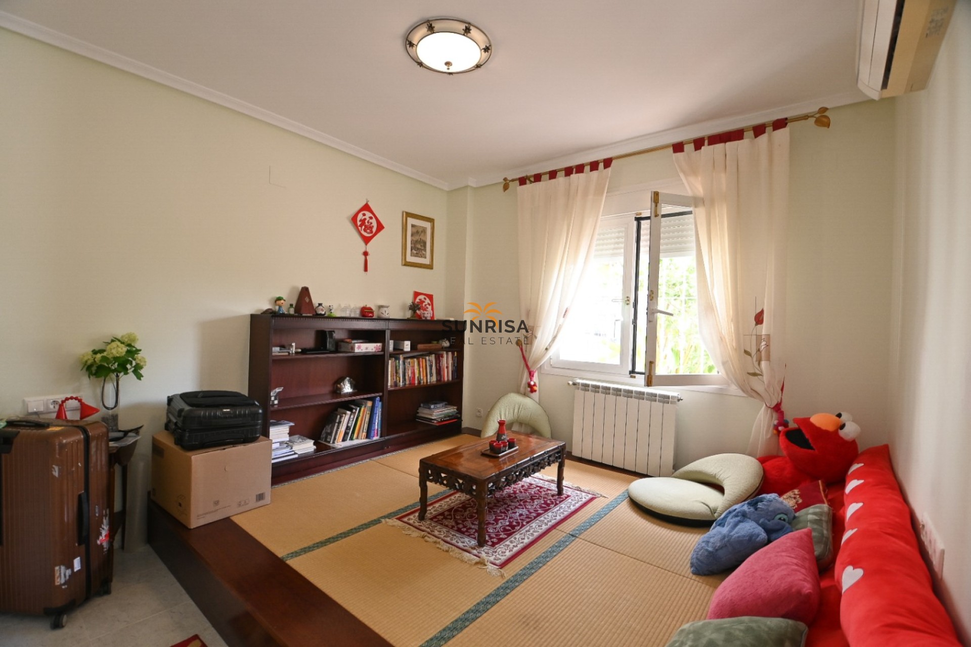 Reventa - Villa - Las Colinas Golf & Country Club