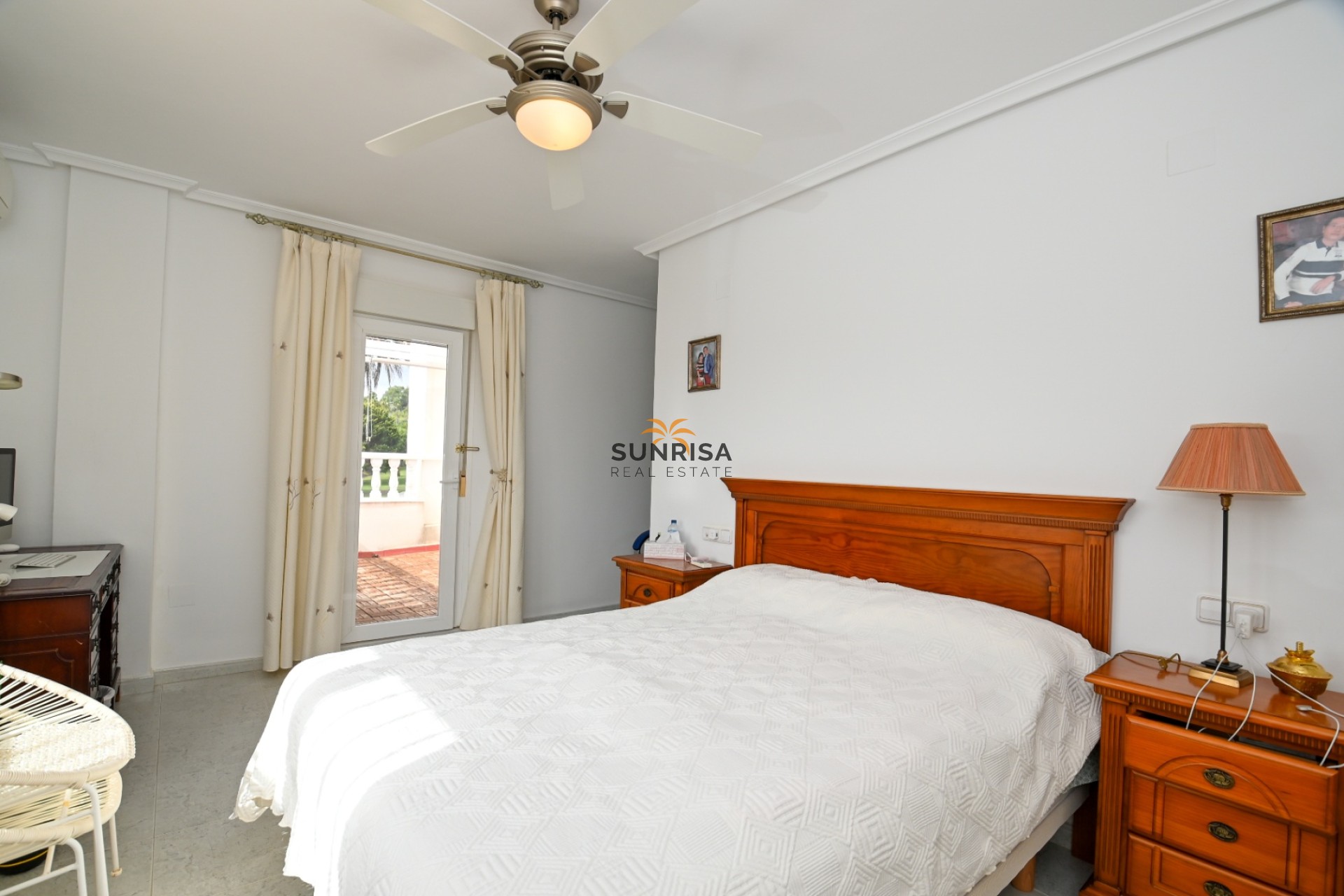 Reventa - Villa - Las Colinas Golf & Country Club