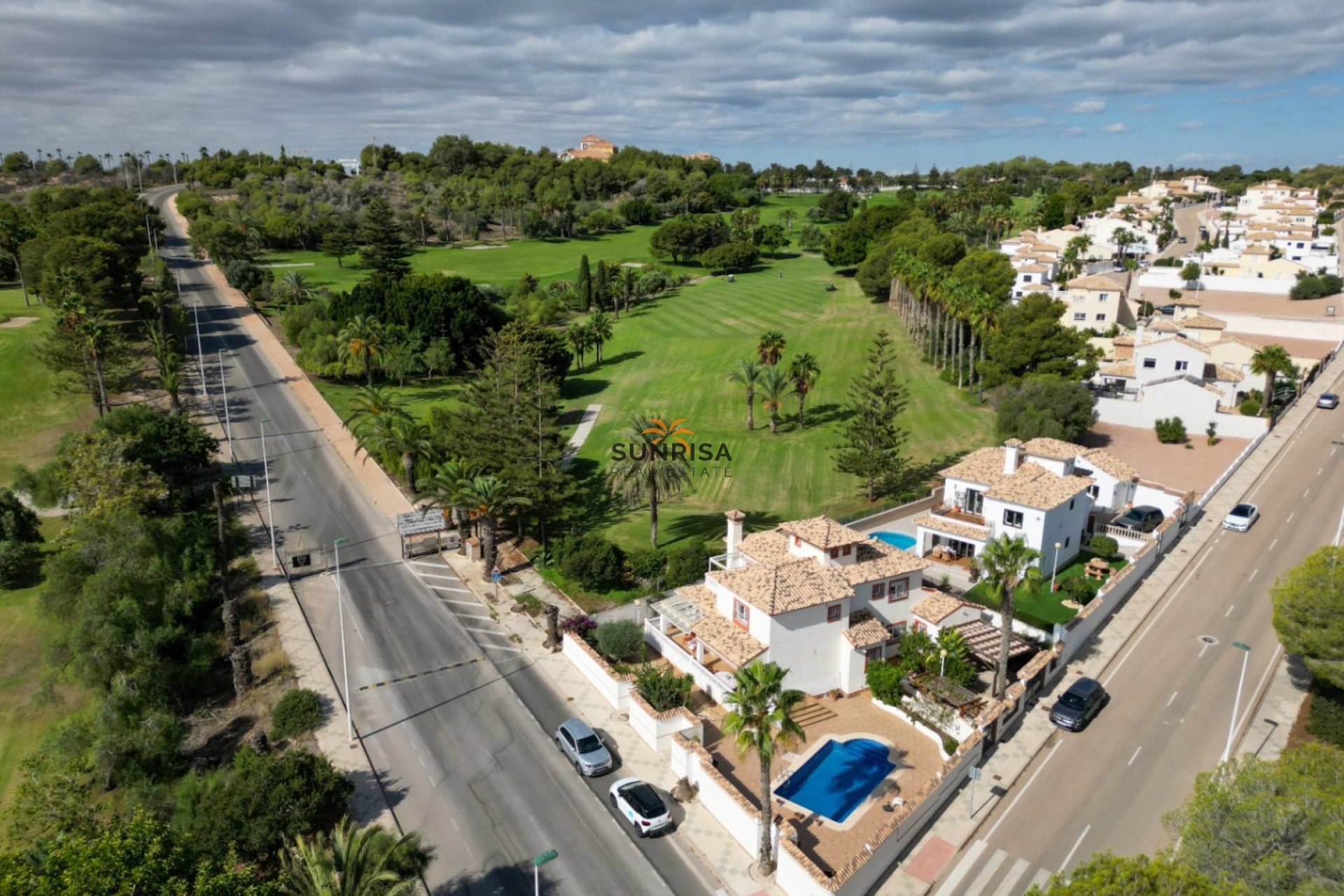 Reventa - Villa - Las Colinas Golf & Country Club