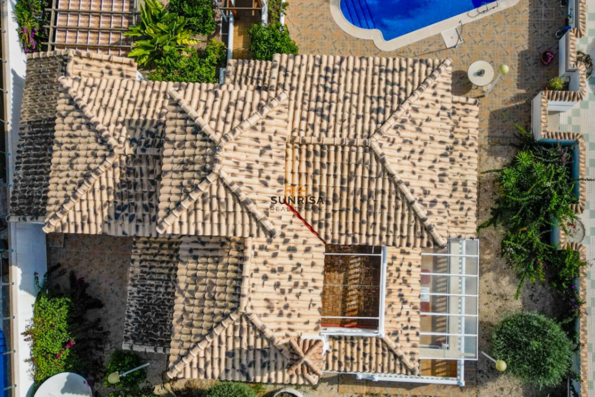 Reventa - Villa - Las Colinas Golf & Country Club