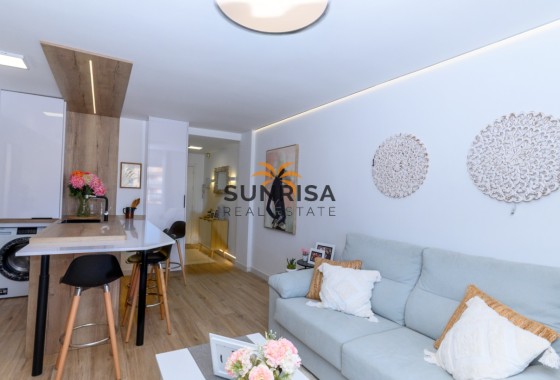 Apartamento · Reventa - Punta Prima · Alicante · España