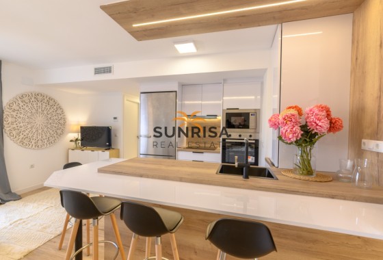 Apartamento · Reventa - Punta Prima · Alicante · España