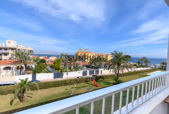Apartamento · Reventa - Punta Prima · Alicante · España