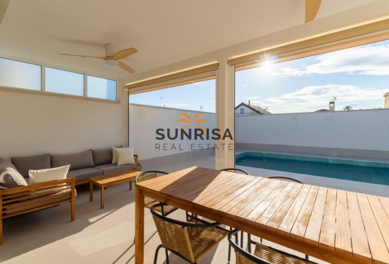 Villa · Revente - Torrevieja · La Siesta - El Salado - Torreta · Alicante · Espagne